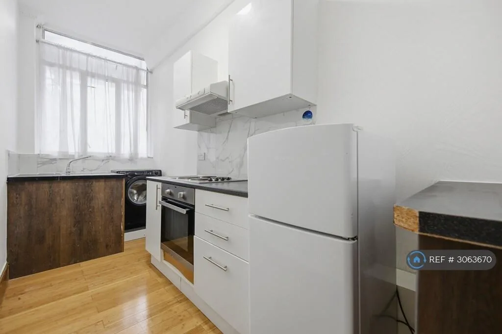 Studio flat for rent