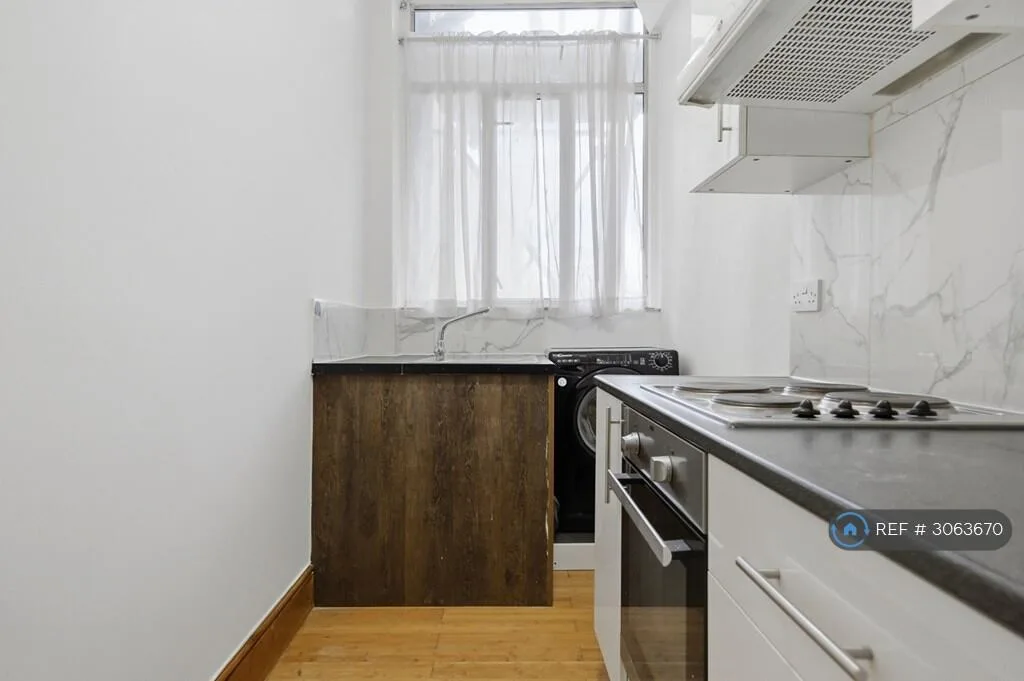 Studio flat for rent