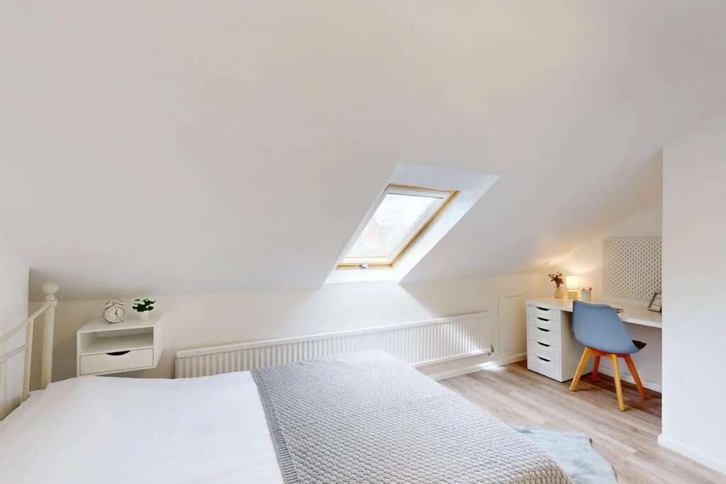 6 bedroom house for rent