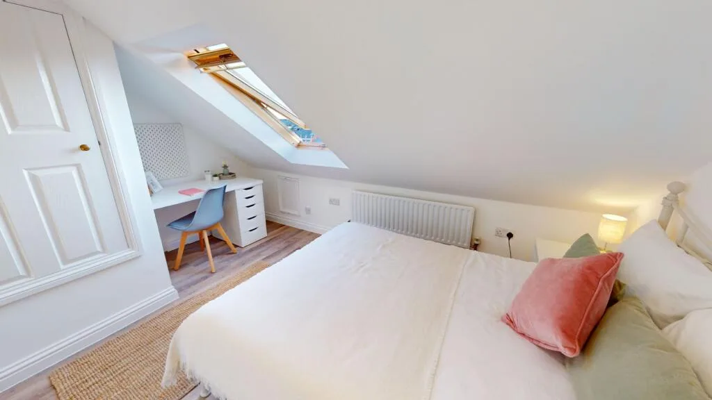 6 bedroom house for rent