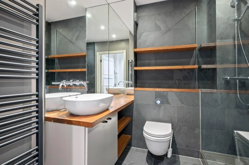 3 bedroom maisonette for rent