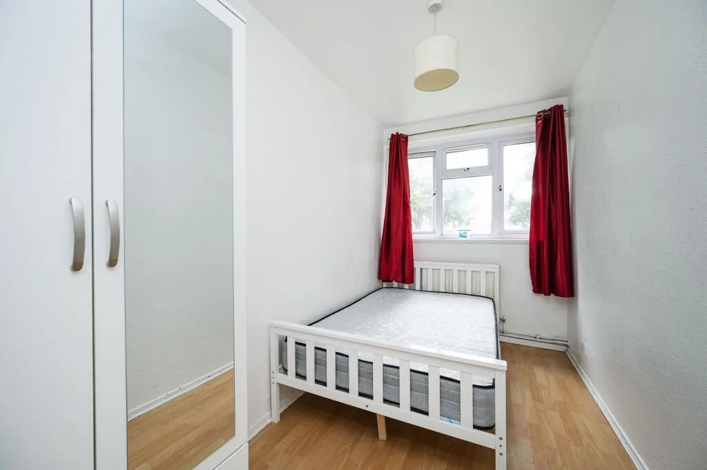 4 bedroom flat for rent