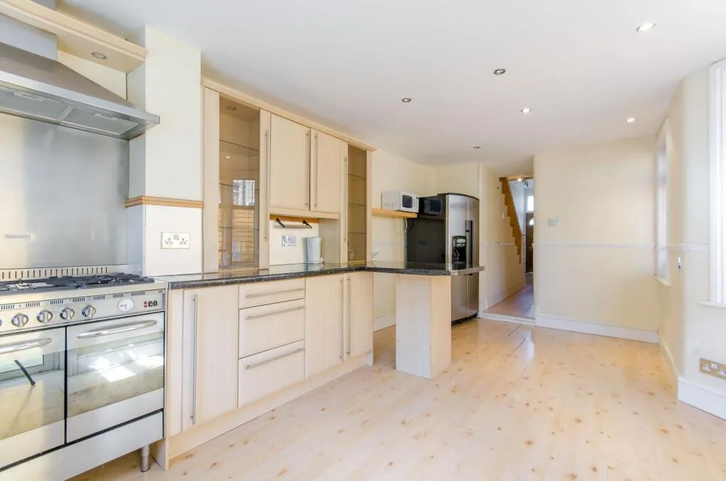 4 bedroom house for rent
