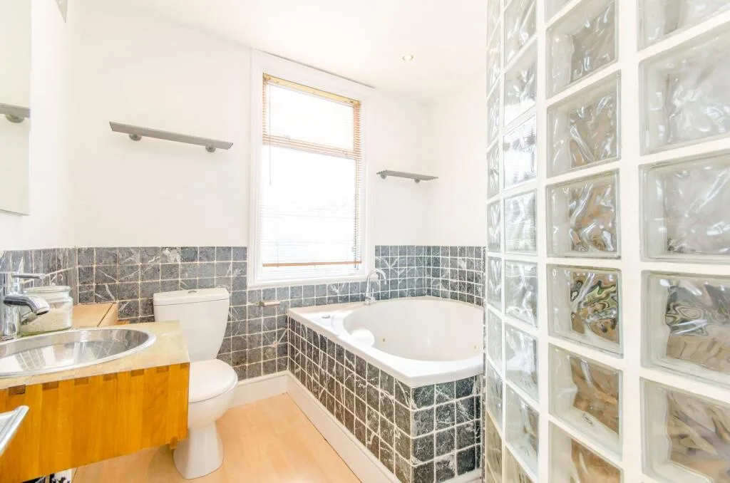4 bedroom house for rent