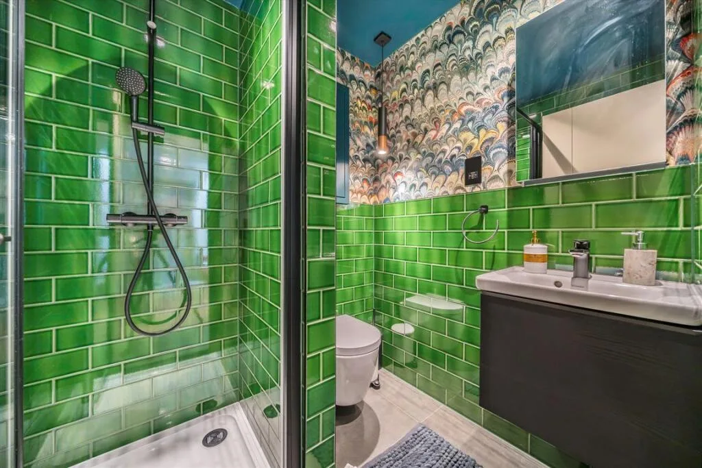 2 bedroom house for rent