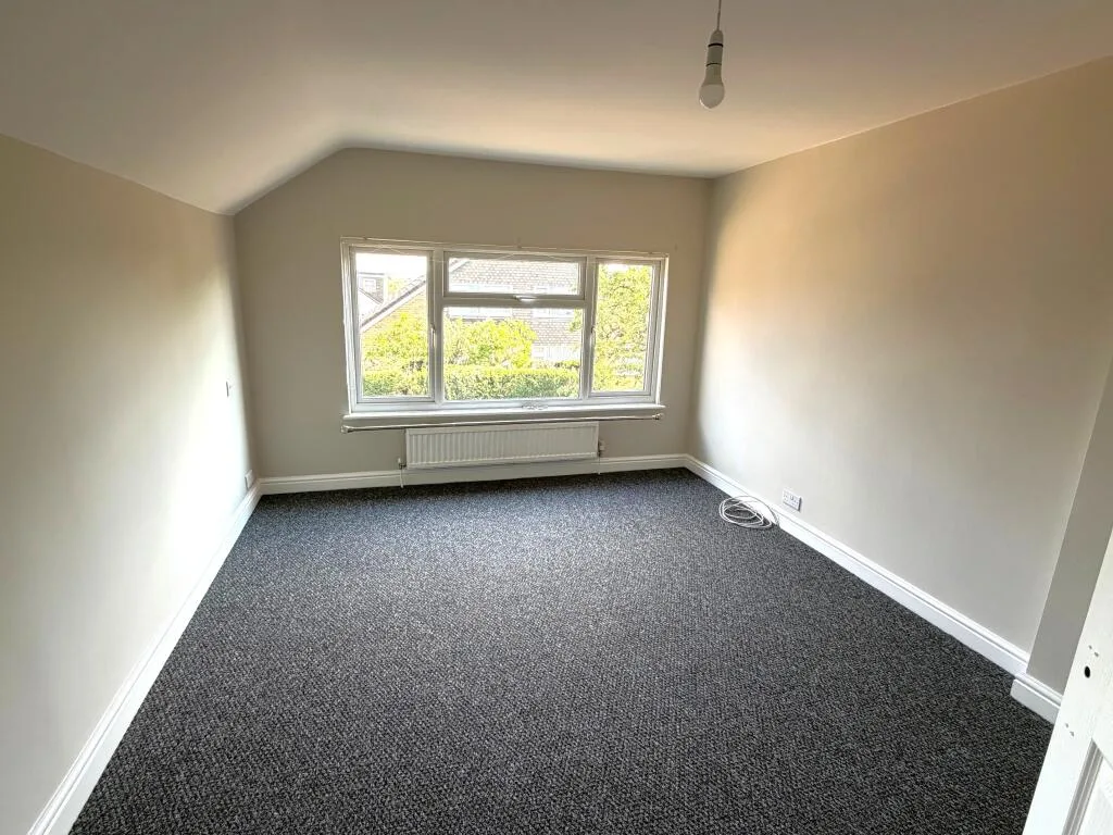 4 bedroom semi-detached house for rent