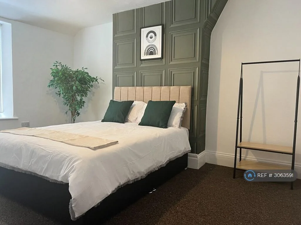 4 bedroom maisonette for rent
