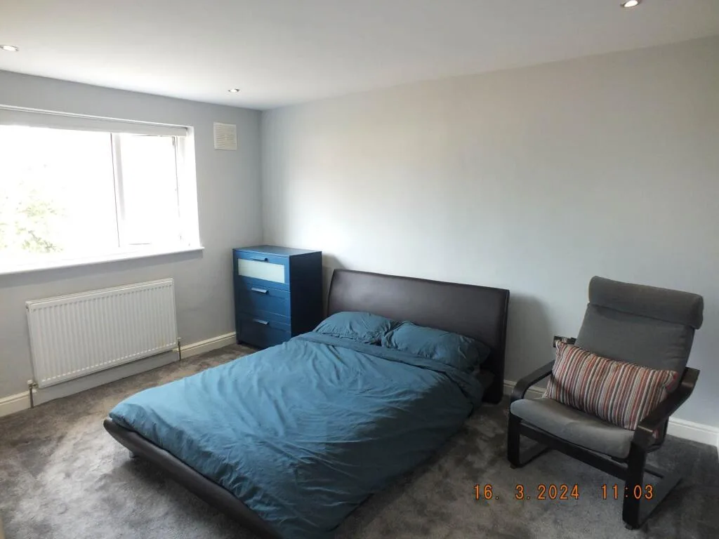 3 bedroom semi-detached house for rent
