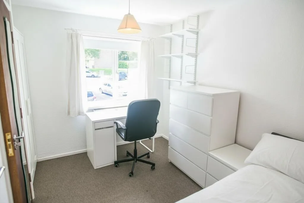 1 bedroom house for rent
