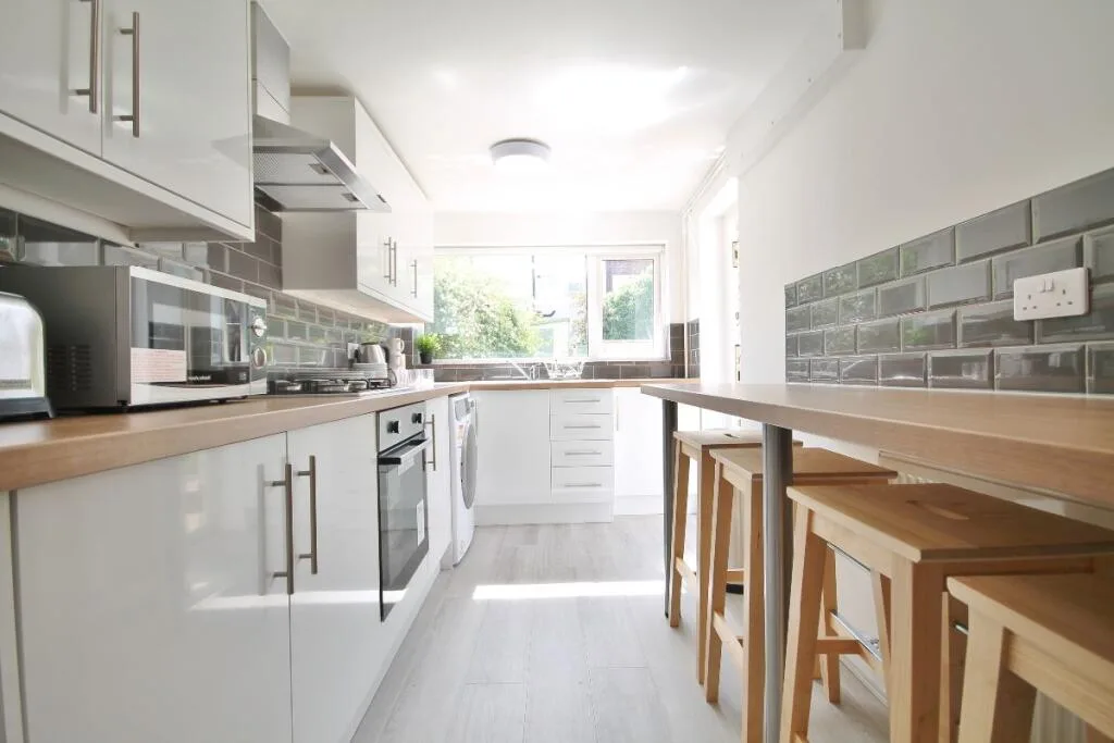 4 bedroom terraced house for rent