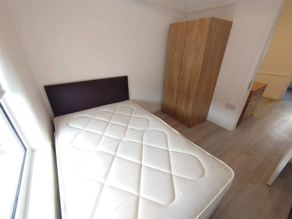 4 bedroom terraced house for rent