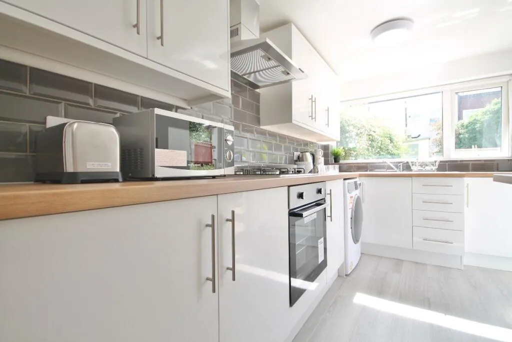4 bedroom terraced house for rent