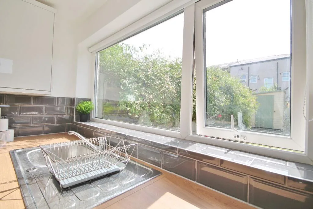4 bedroom terraced house for rent