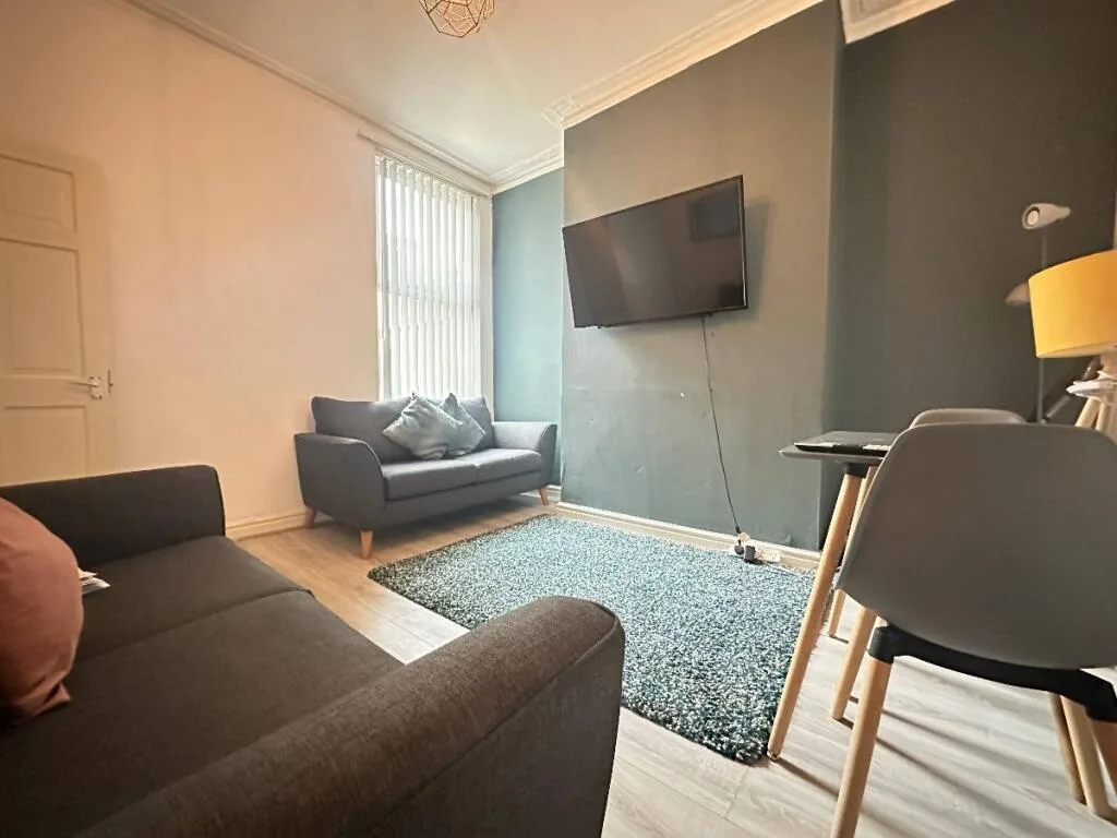 4 bedroom terraced house for rent