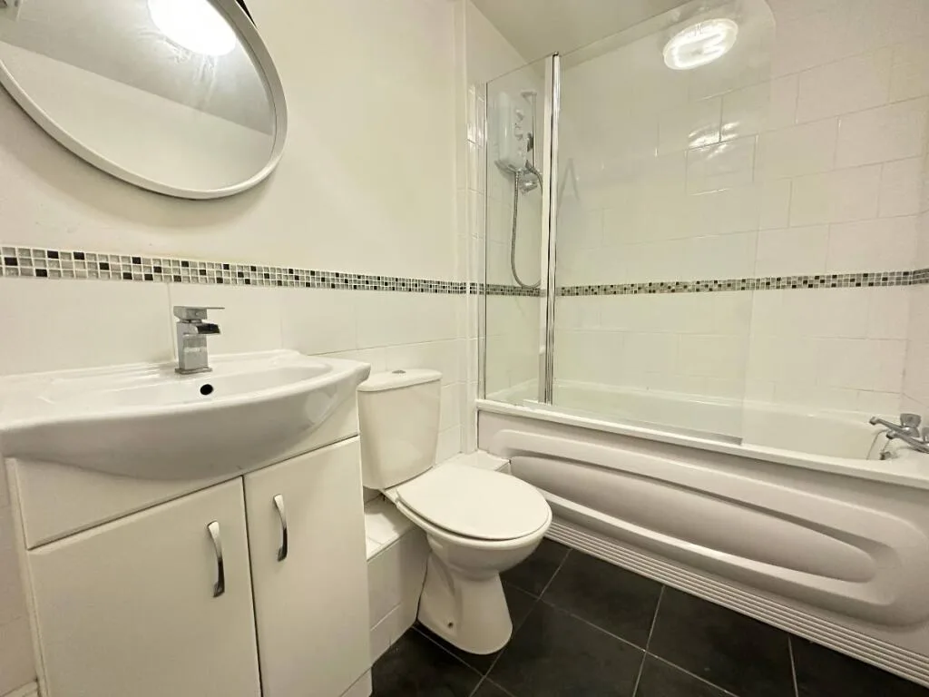 4 bedroom terraced house for rent