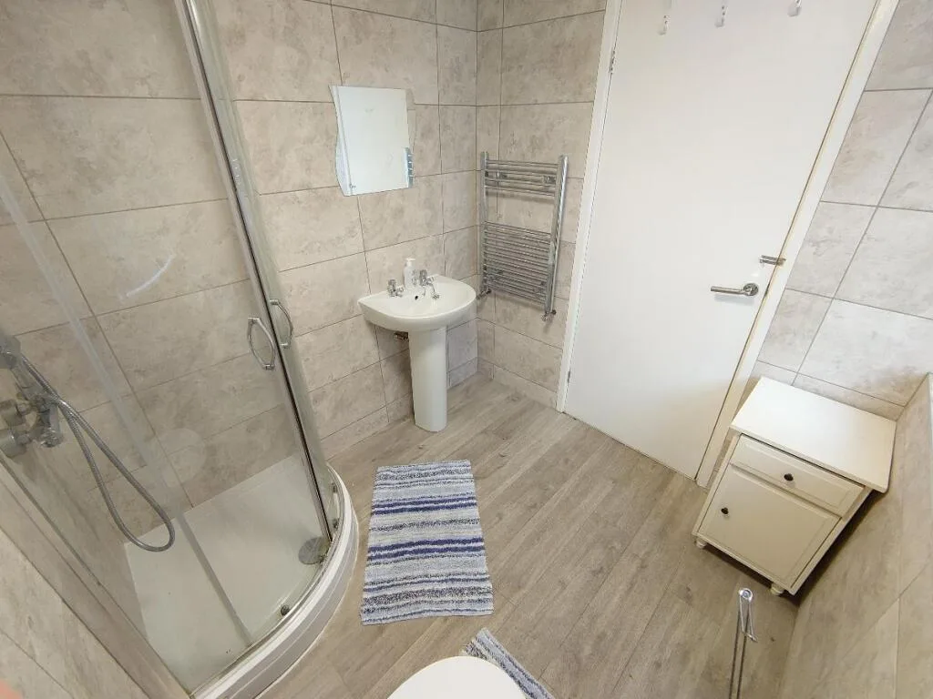 4 bedroom terraced house for rent