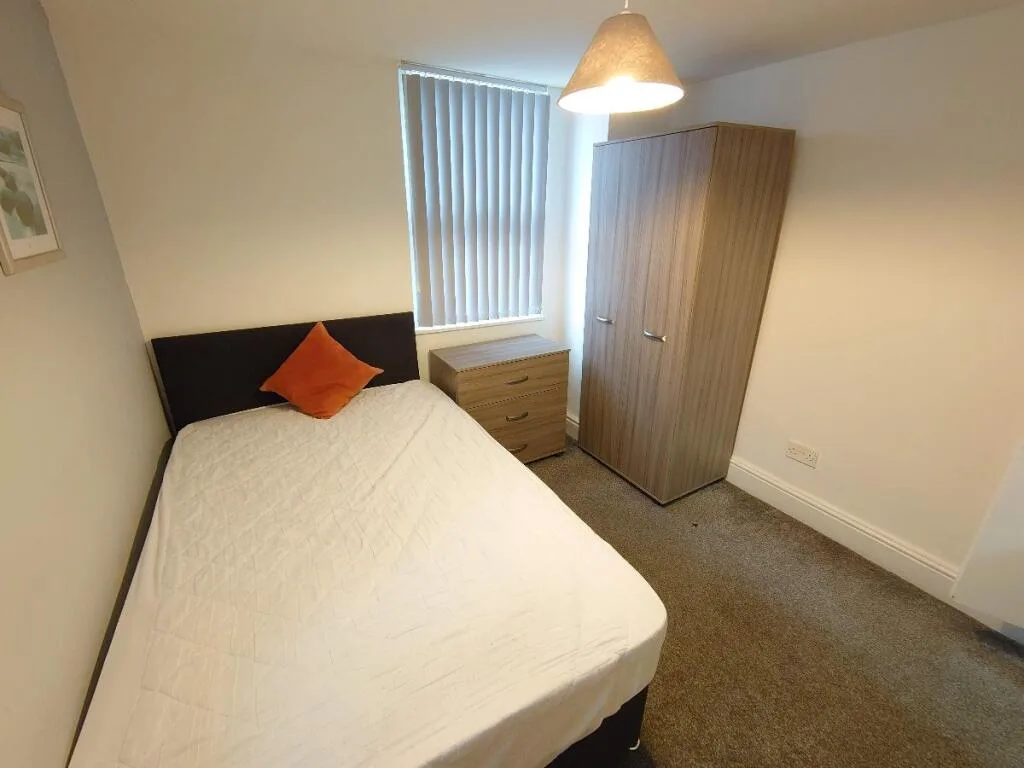 4 bedroom terraced house for rent
