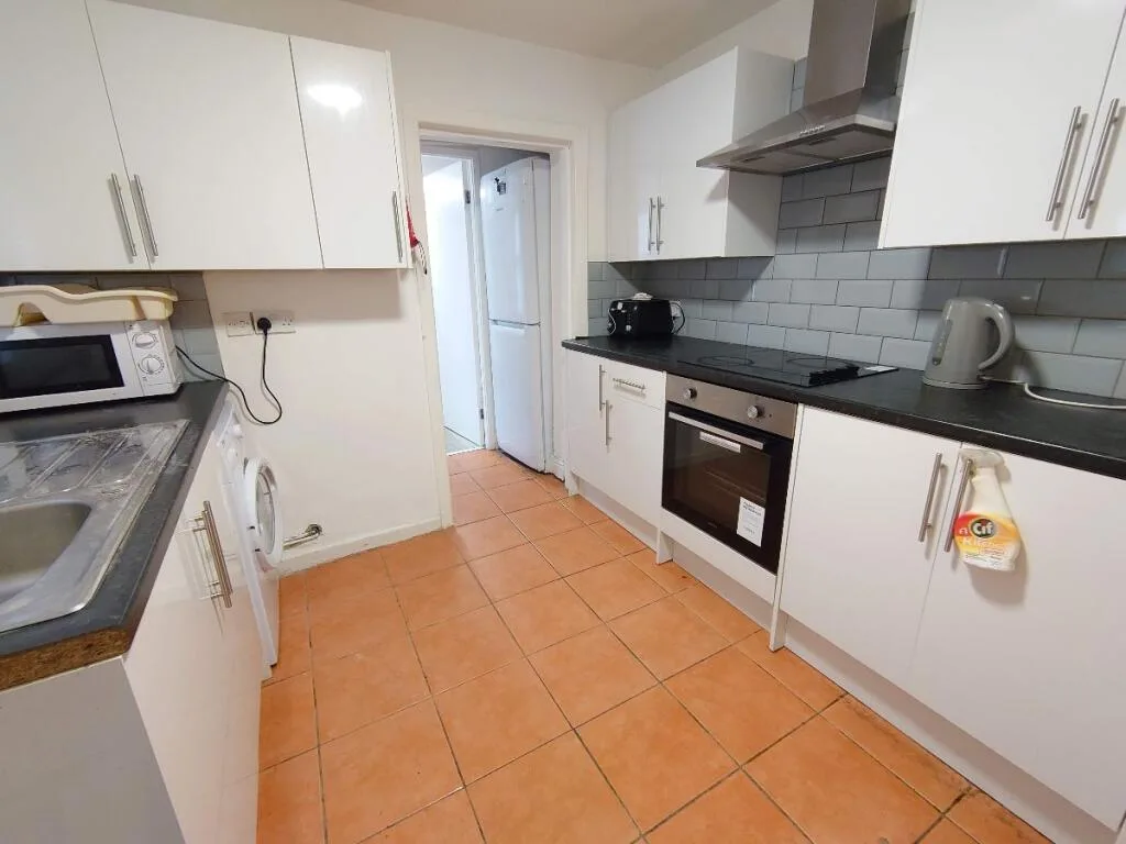 4 bedroom terraced house for rent