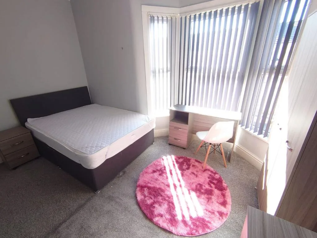 4 bedroom terraced house for rent