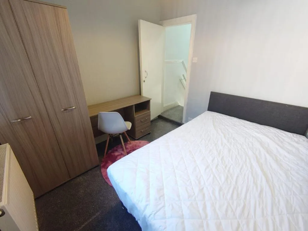 4 bedroom terraced house for rent