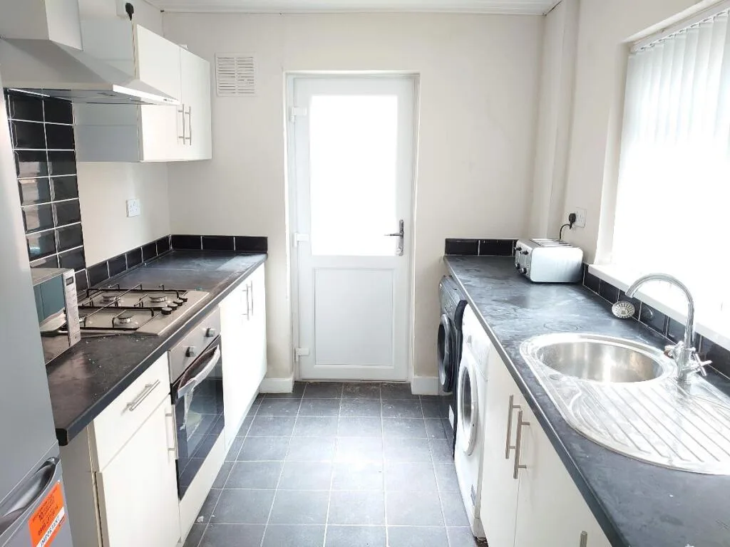 2 bedroom terraced house for rent