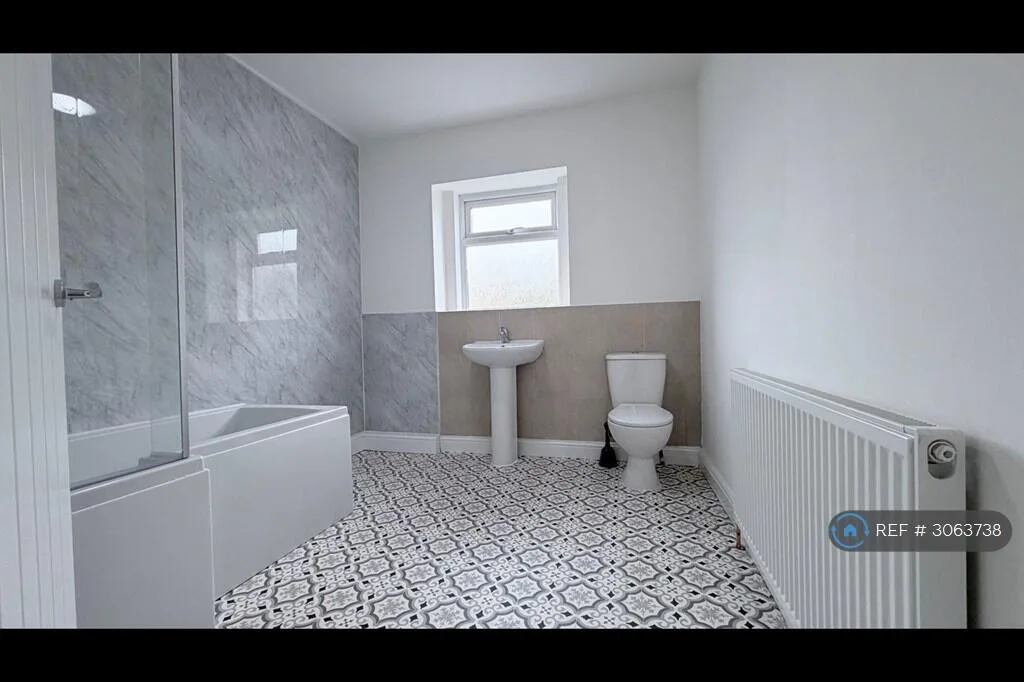 4 bedroom terraced house for rent