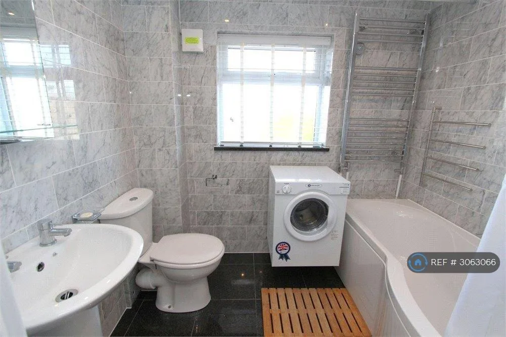 1 bedroom semi-detached house for rent