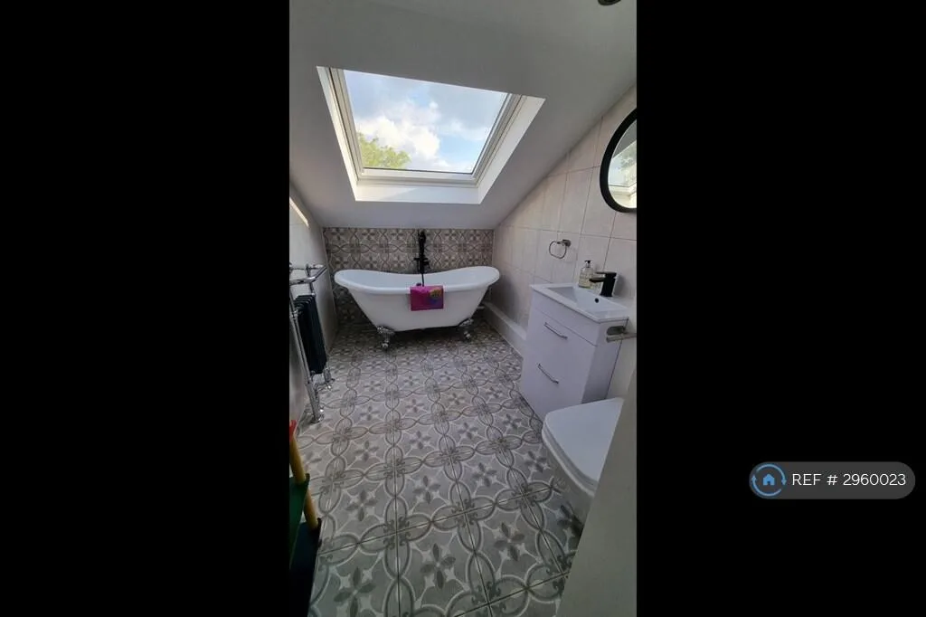 4 bedroom terraced house for rent