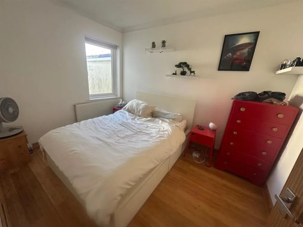 2 bedroom end of terrace house for rent