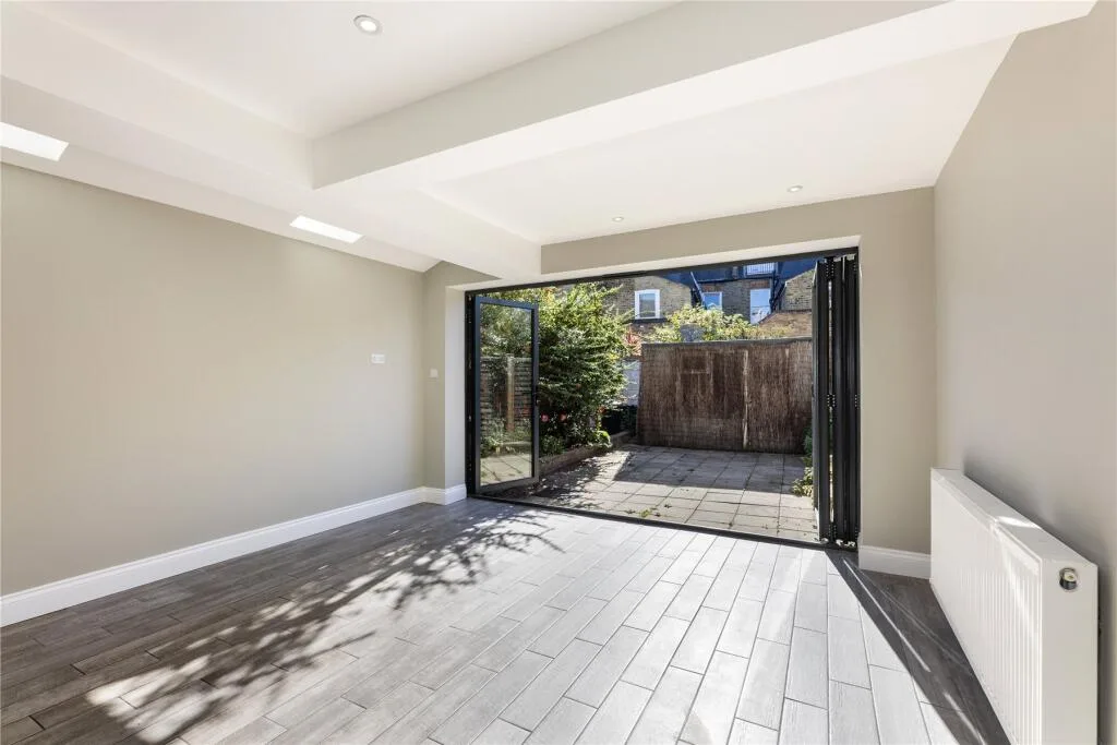 4 bedroom house for rent