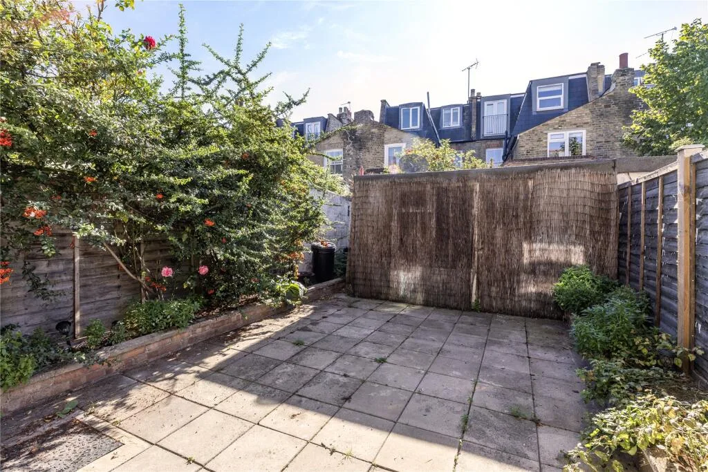 4 bedroom house for rent
