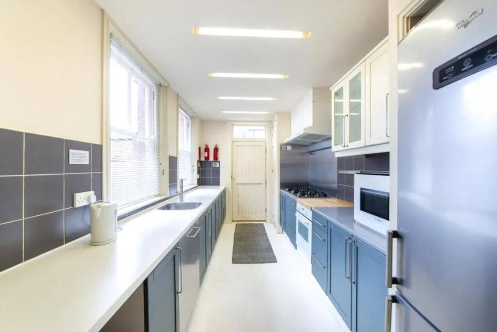4 bedroom apartment for rent