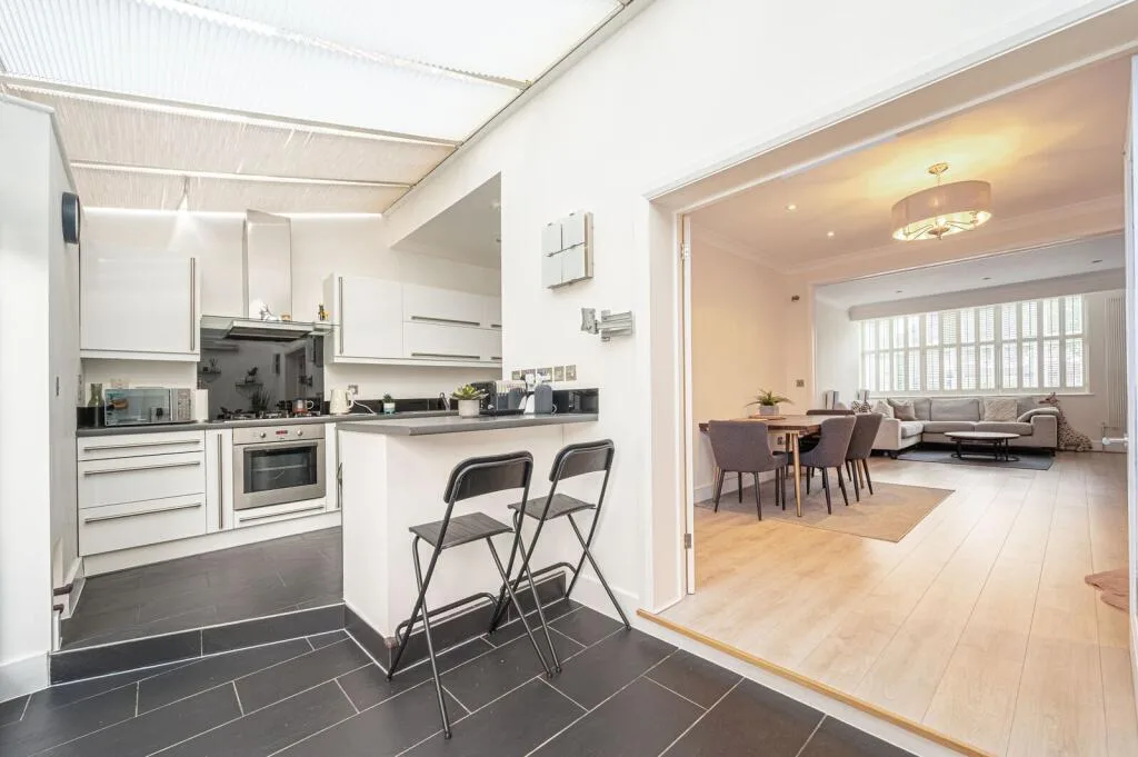 4 bedroom house for rent