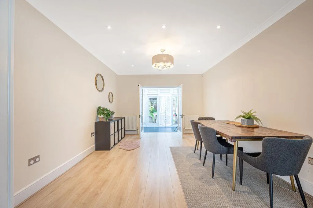 4 bedroom house for rent
