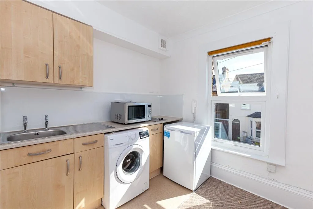 Studio apartment for rent