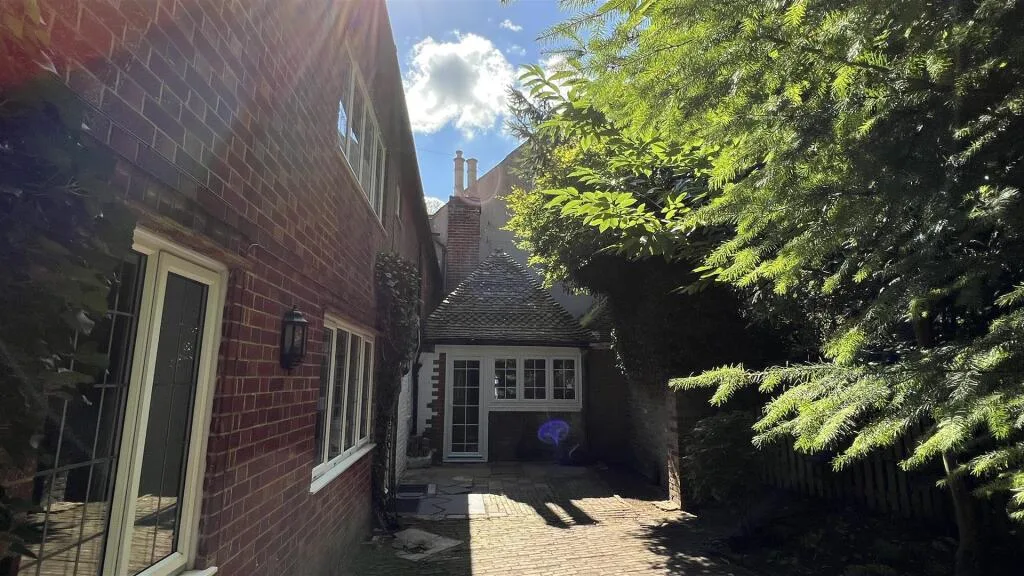 3 bedroom house for rent