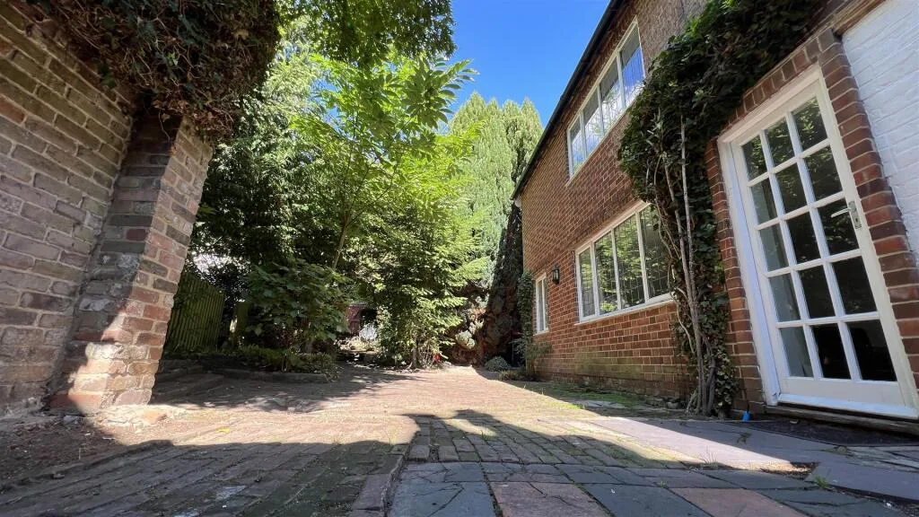3 bedroom house for rent