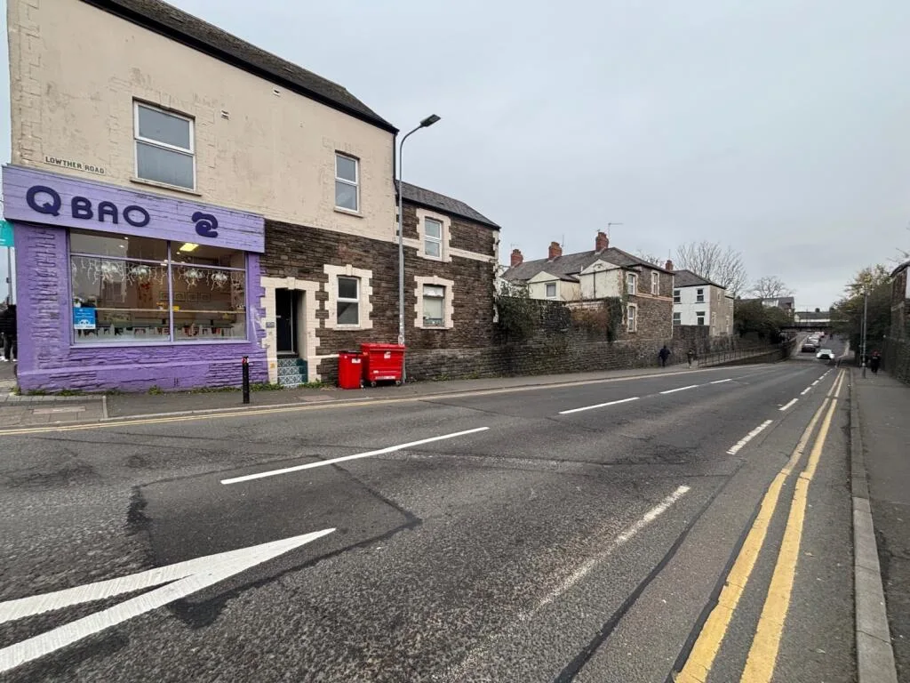 5 bedroom flat for rent