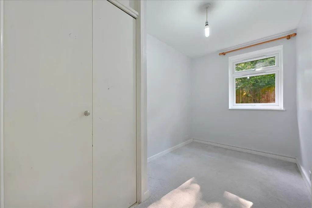2 bedroom ground floor flat for rent