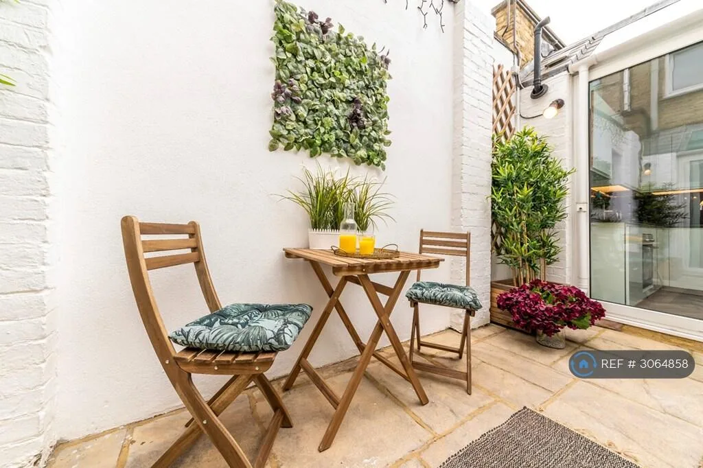 2 bedroom terraced house for rent
