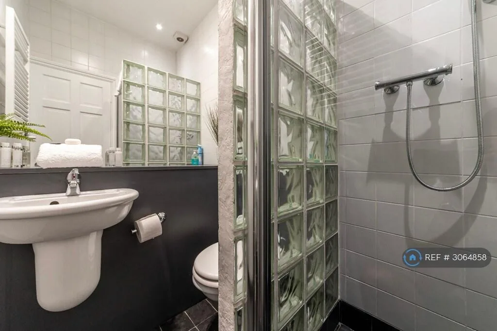 2 bedroom terraced house for rent