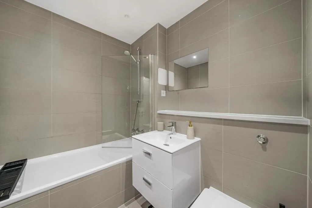3 bedroom ground floor flat for rent