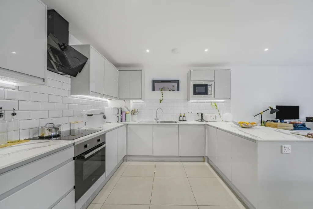 3 bedroom ground floor flat for rent