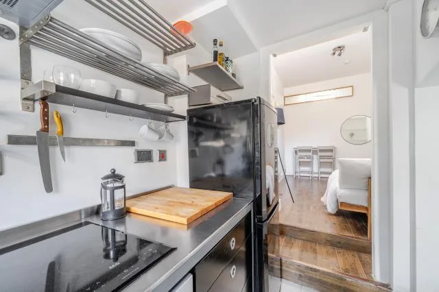 Studio flat for rent