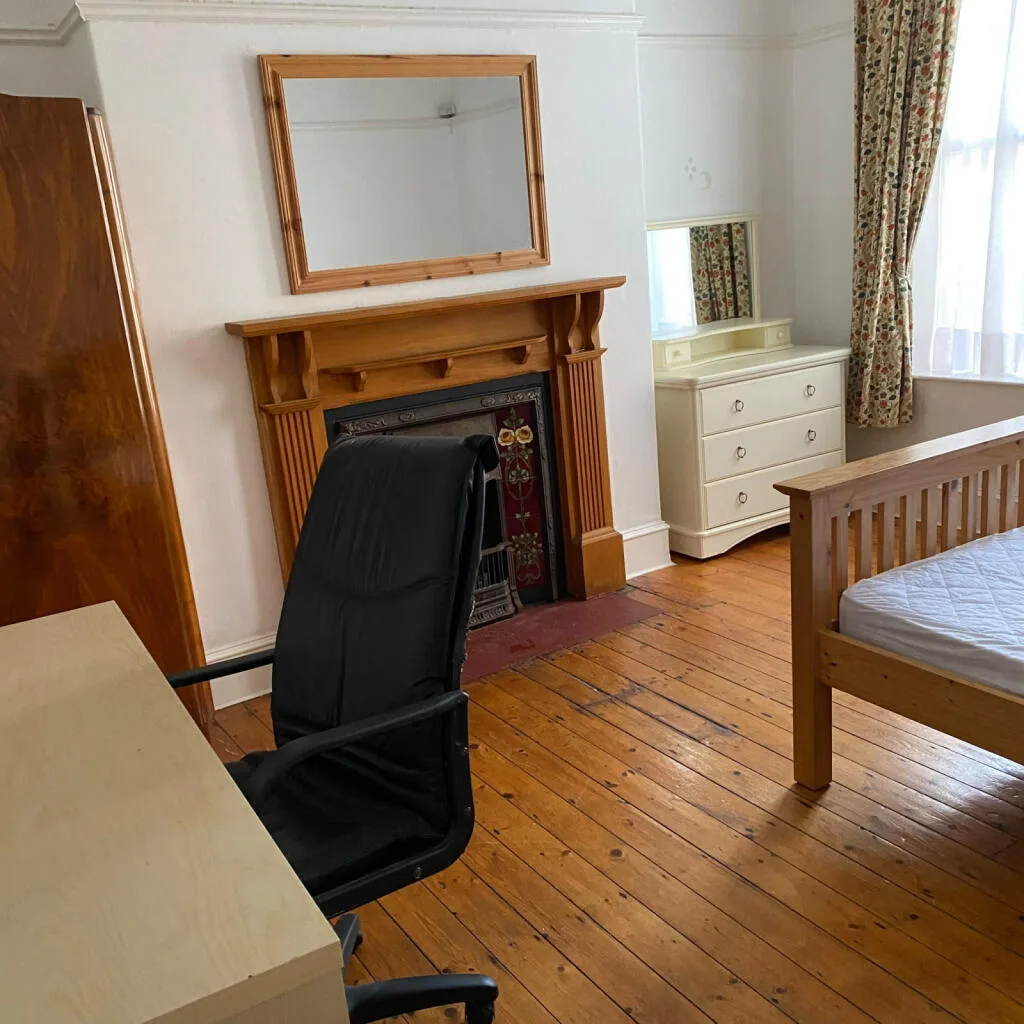 6 bedroom terraced house for rent