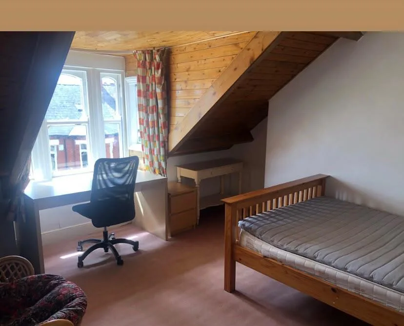 6 bedroom terraced house for rent