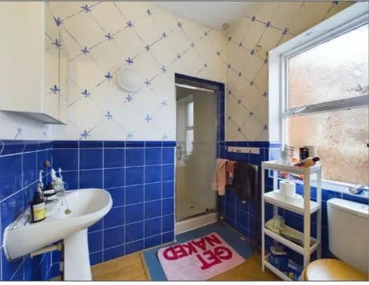 6 bedroom terraced house for rent
