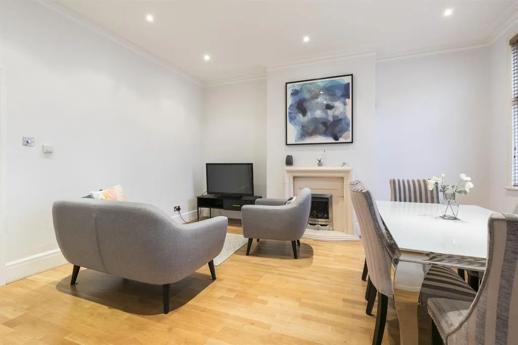2 bedroom apartment for rent