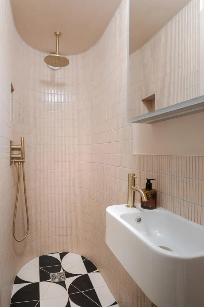 3 bedroom maisonette for rent