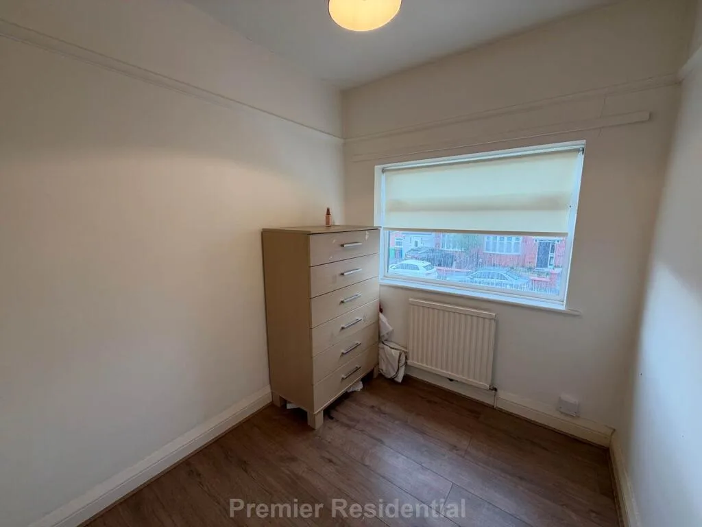 4 bedroom semi-detached house for rent